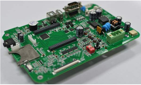 什么是超級電容？超級電容器的原理及特點是什么